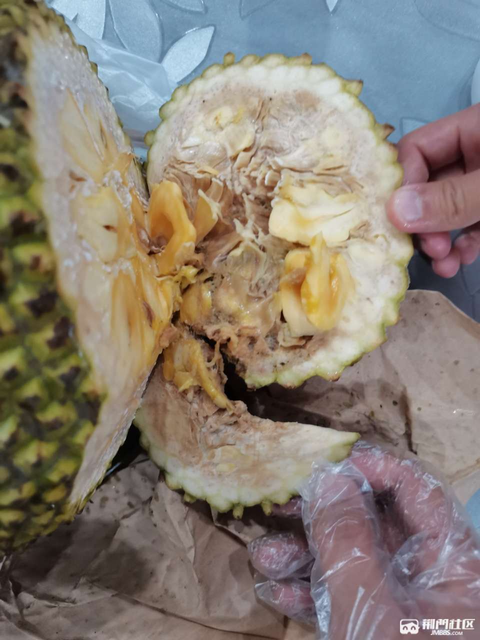买了个菠萝蜜是烂滴商家已回复